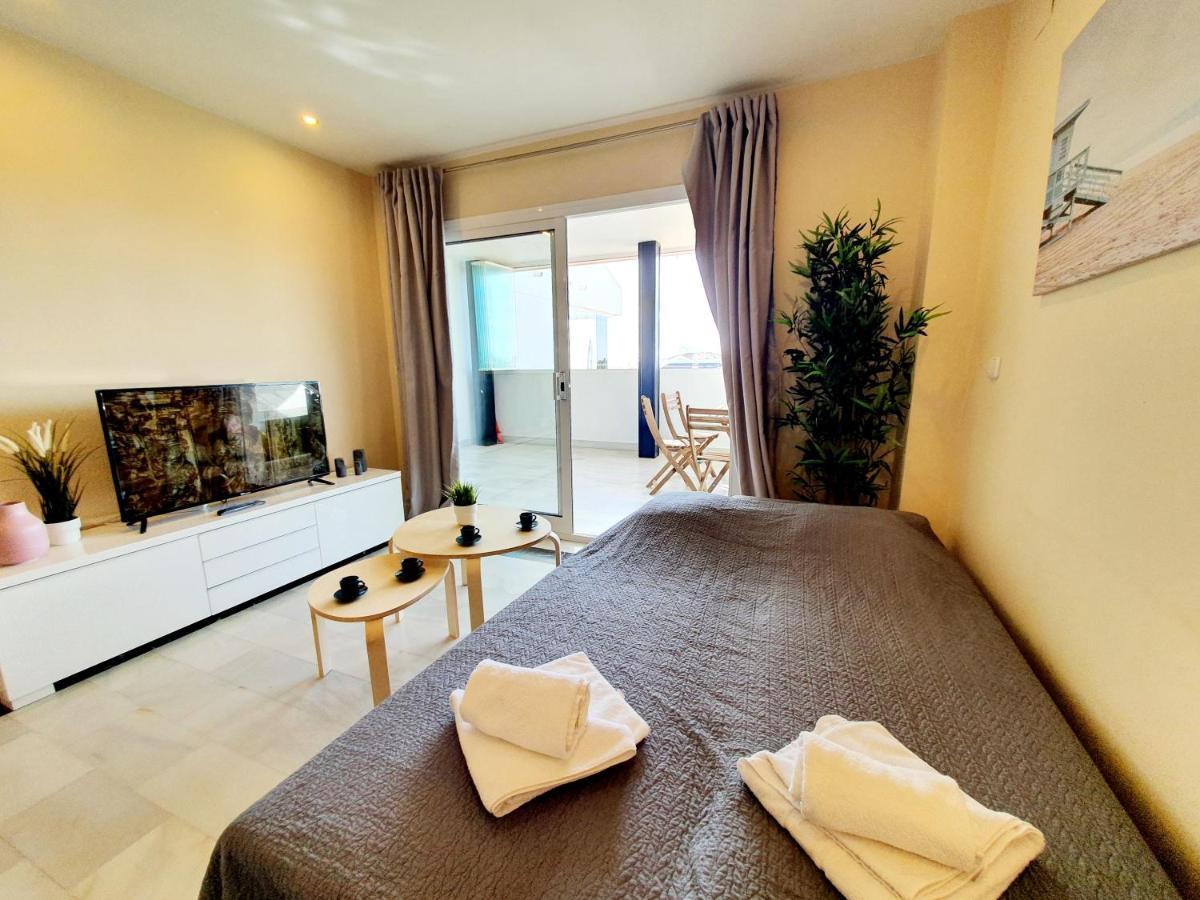 Cozy Apartment On The Beach Sitio de Calahonda Zewnętrze zdjęcie